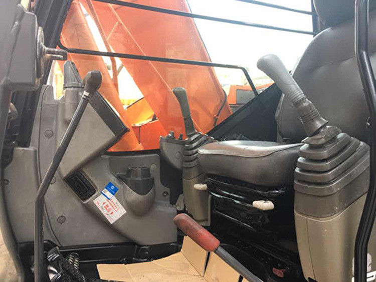 ヒタチ 135 中古 13.2 トンの掘削機が販売中/ヒタチ 135 中古掘削機