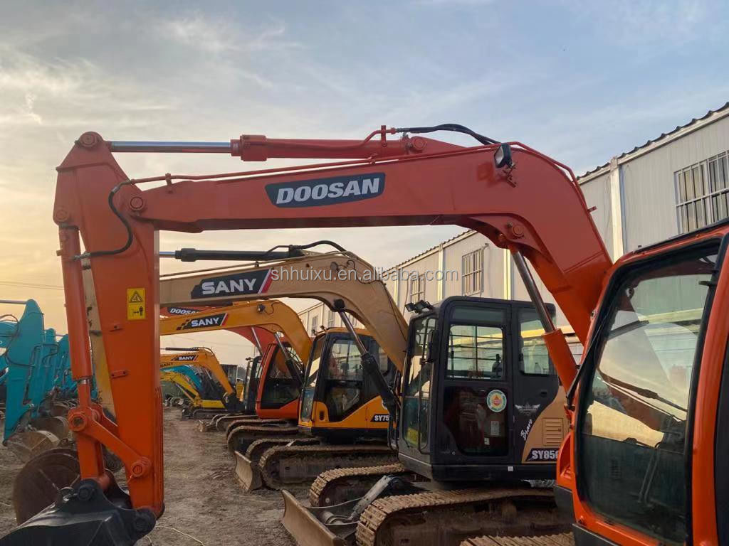 韓国の原産地 古いミニ掘削機 Doosan75 品質の建設機械/二手液圧クローラー掘削機 DOOSAN75 ホットセール