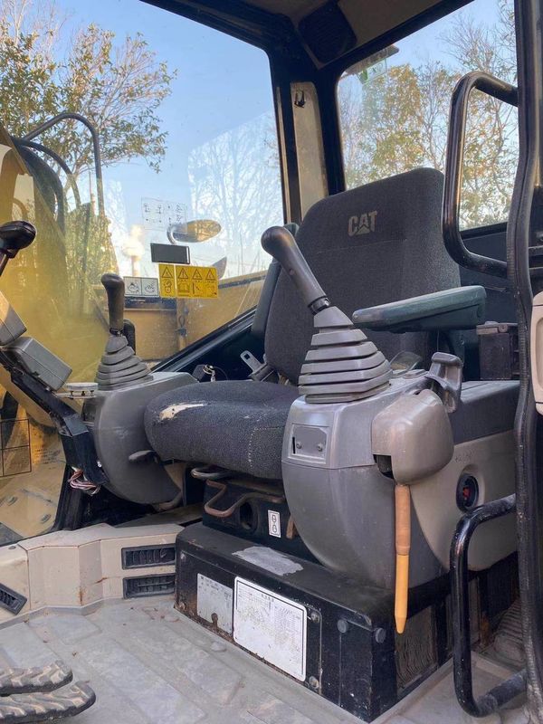 中古品 品質良好 クローラー掘削機 中古品 Caterpillar cat313C / 中古品 日本 エンジン cat313C