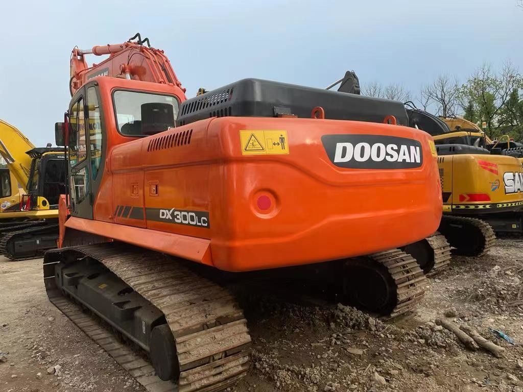 ドーサン掘削機dx300lc,ドーサン掘削機dx300 DH300,ドーサン掘削機dx300 日本