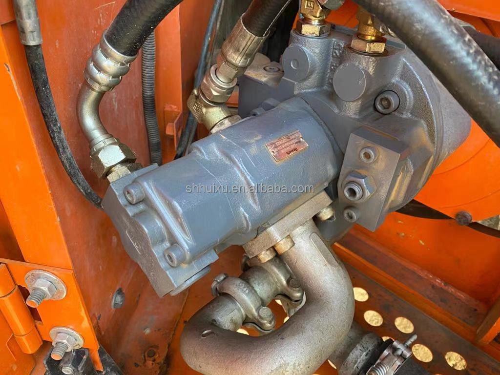 日本製の古着掘削機 販売中/中古 液圧クローラー掘削機 良好状態 HITACHI 60