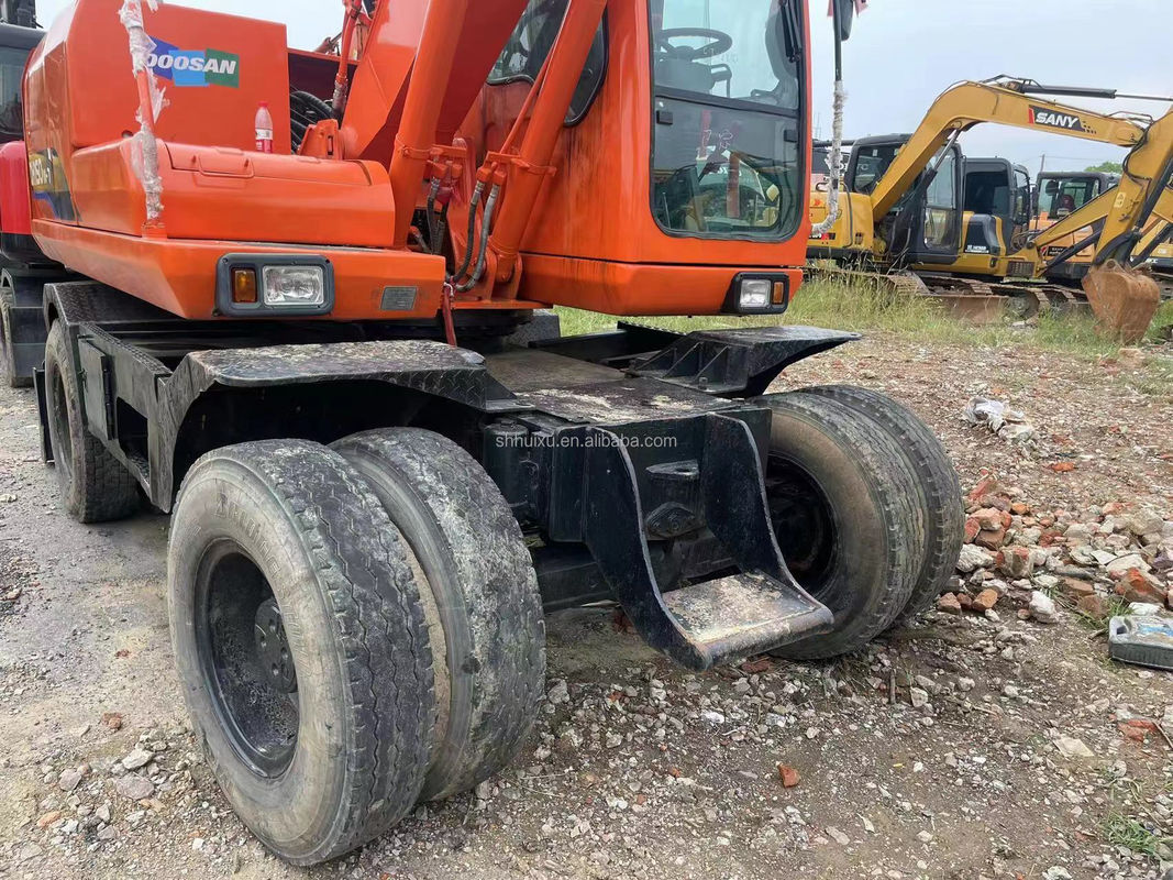中国車輪掘削機 Doosan 150 中古掘削機 重機 大型掘削機