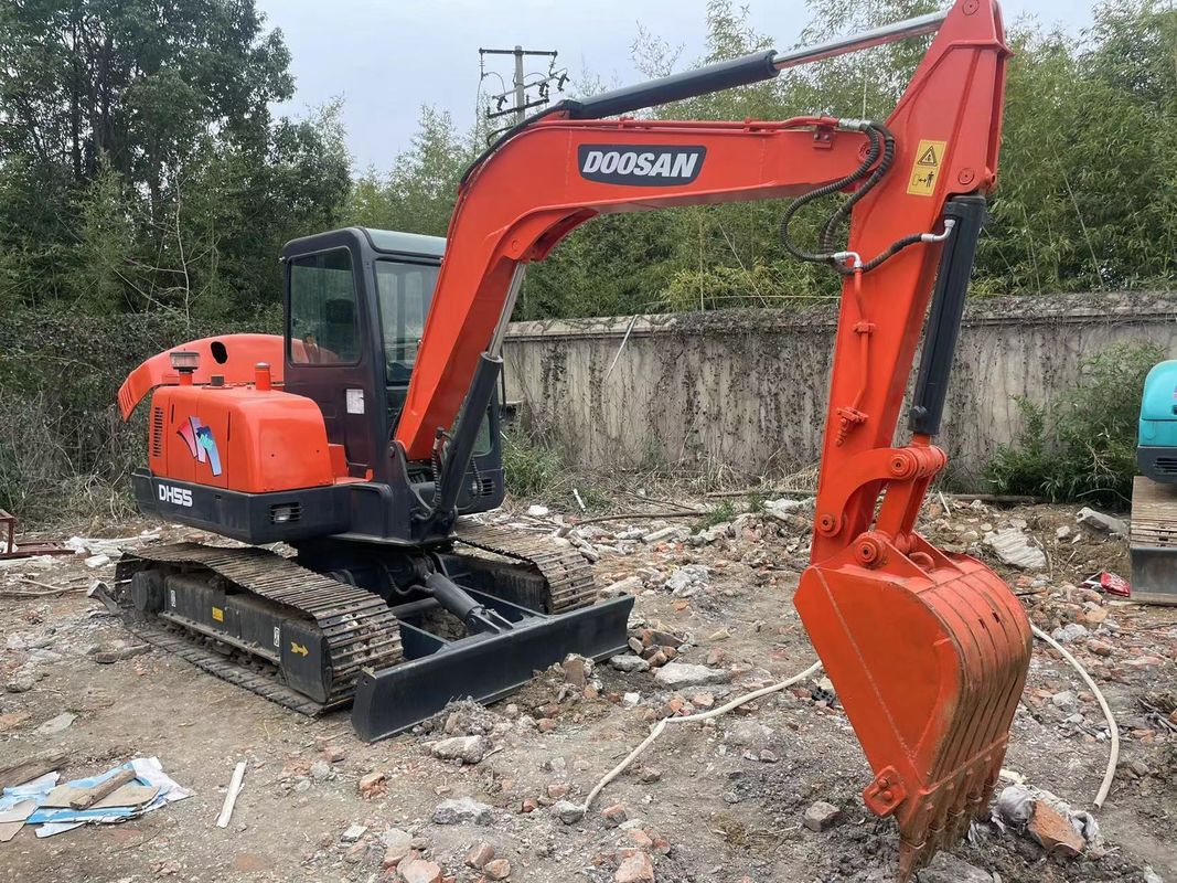 中古エンジニアリング&建設機械 ドーサン55 中古掘削機 販売中古掘削機