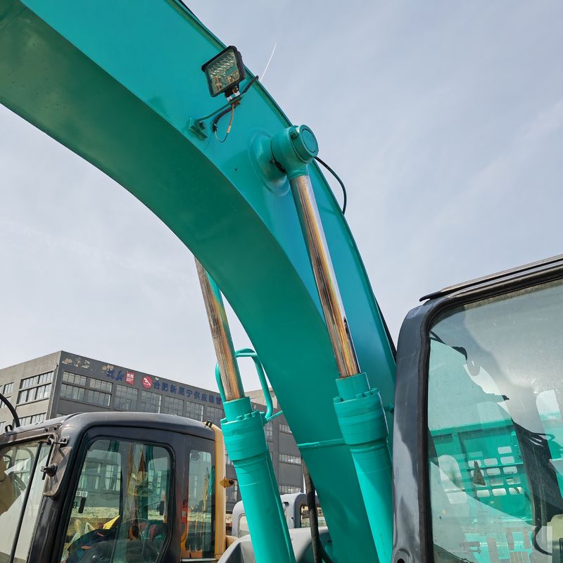 0.7m3 バケツ容量 13 トン 青色 中古 掘削機 コベルコ SK 135