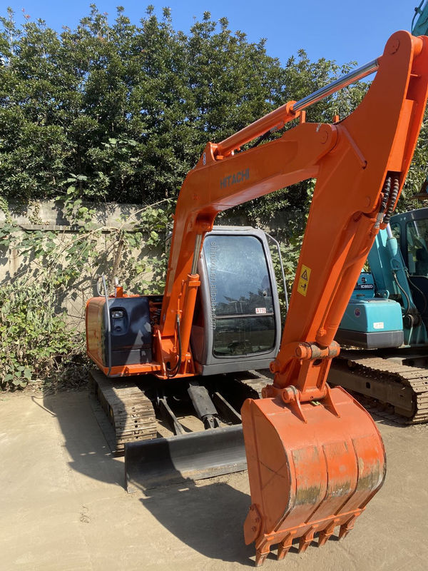 中古Hitachi zx60 クローラー掘削機価格 6トンの液圧ザキシス60掘削機を販売する