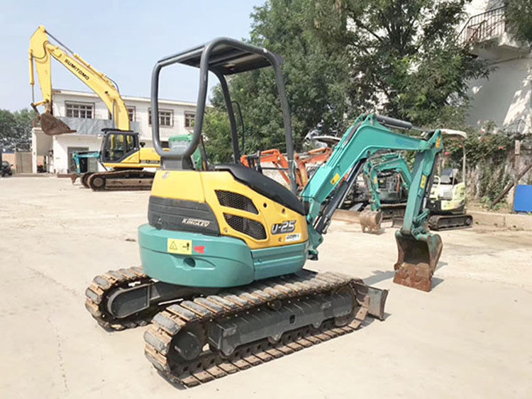 クローラー掘削機 中古 KUBOTA25 KXU25/ 中古 日本エンジン KUBOTA KX25 KX U25 25U