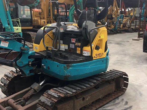中古水力クローバー エグババター Kubota30 高品質/中古 ミニ掘削機 Kubota30 日本産 安い価格