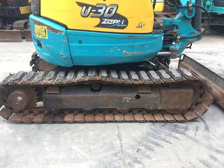 中古水力クローバー エグババター Kubota30 高品質/中古 ミニ掘削機 Kubota30 日本産 安い価格