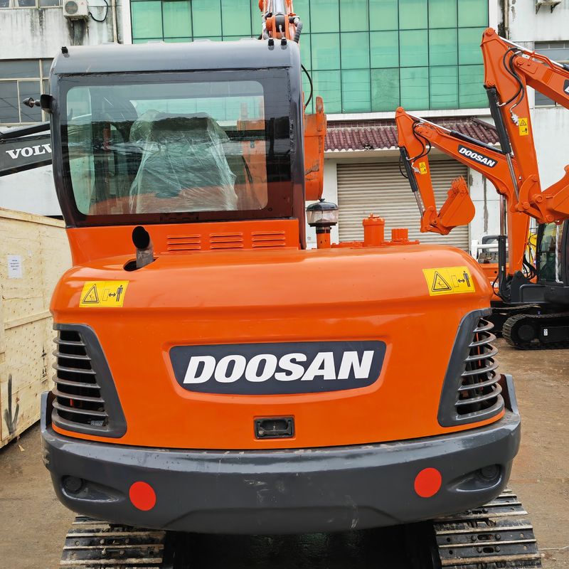 中古のドゥーサンミニ掘削機Dx55 中古のミニ掘削機 オリジナル色