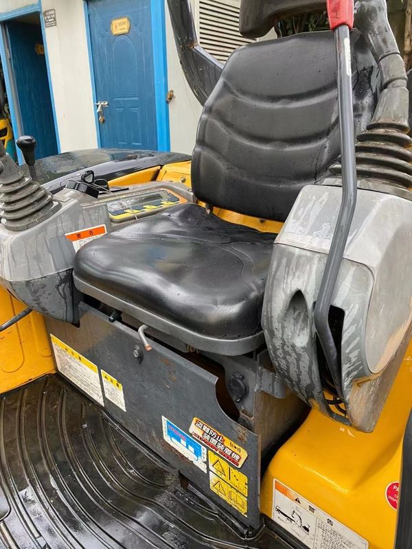 クローラー掘削機 中古 KUBOTA U-30/ 中古 日本エンジン KUBOTA U-30