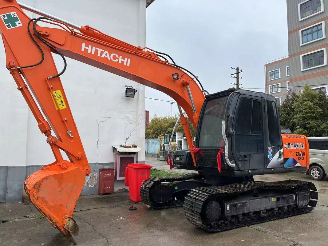 中古掘削機 ヒタチ 130 掘削機 中古機械 13 トンの掘削工場