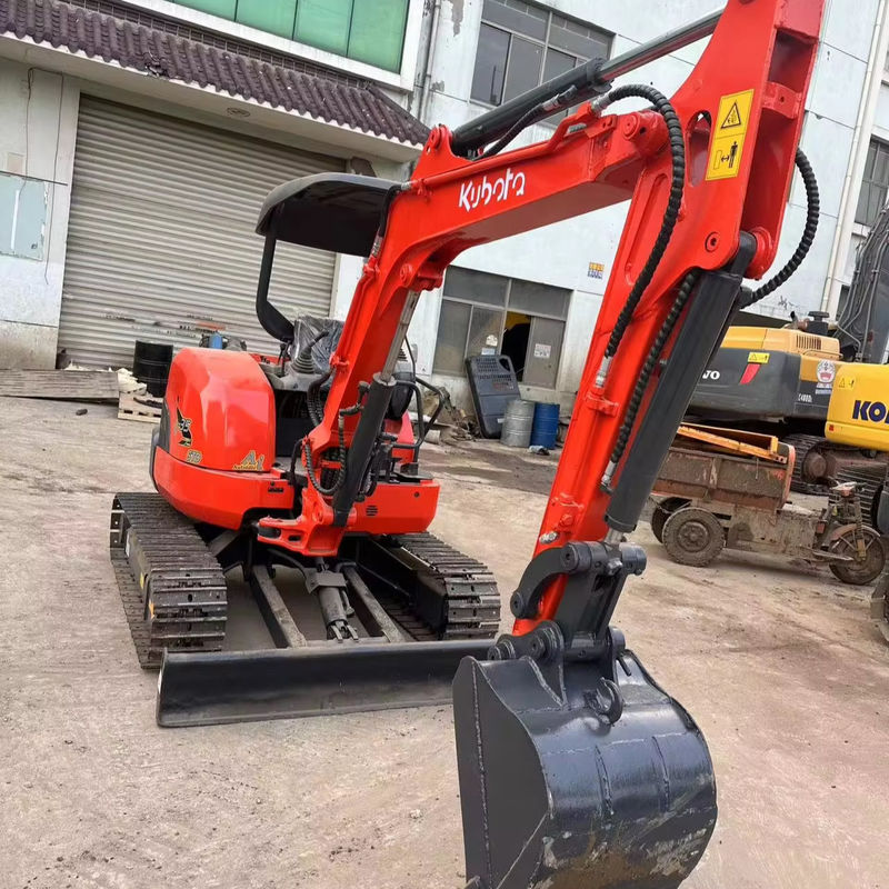 中古のミニ掘削機 Kubota 35u/ 中古のミニ掘削機 Kubota 35u 販売中