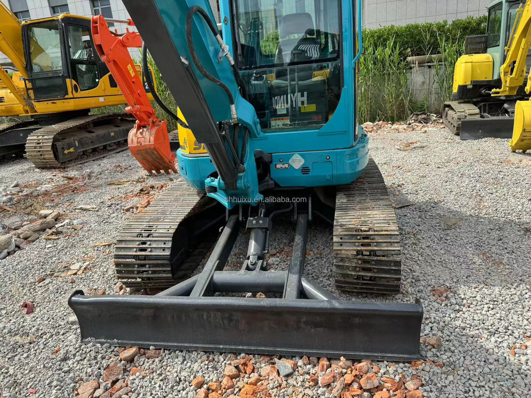 5.5トンのミニ古着掘削機 クボタ Kx155 日本原作 クローラー・ディガー