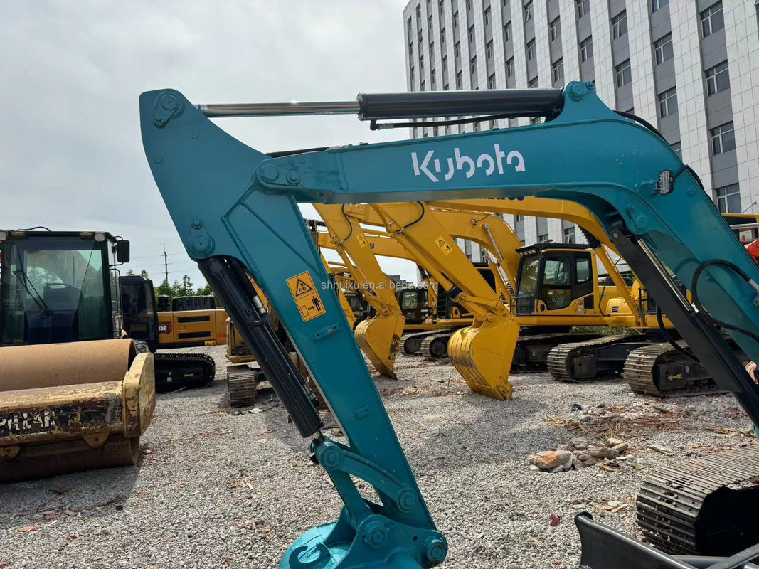 5.5トンのミニ古着掘削機 クボタ Kx155 日本原作 クローラー・ディガー