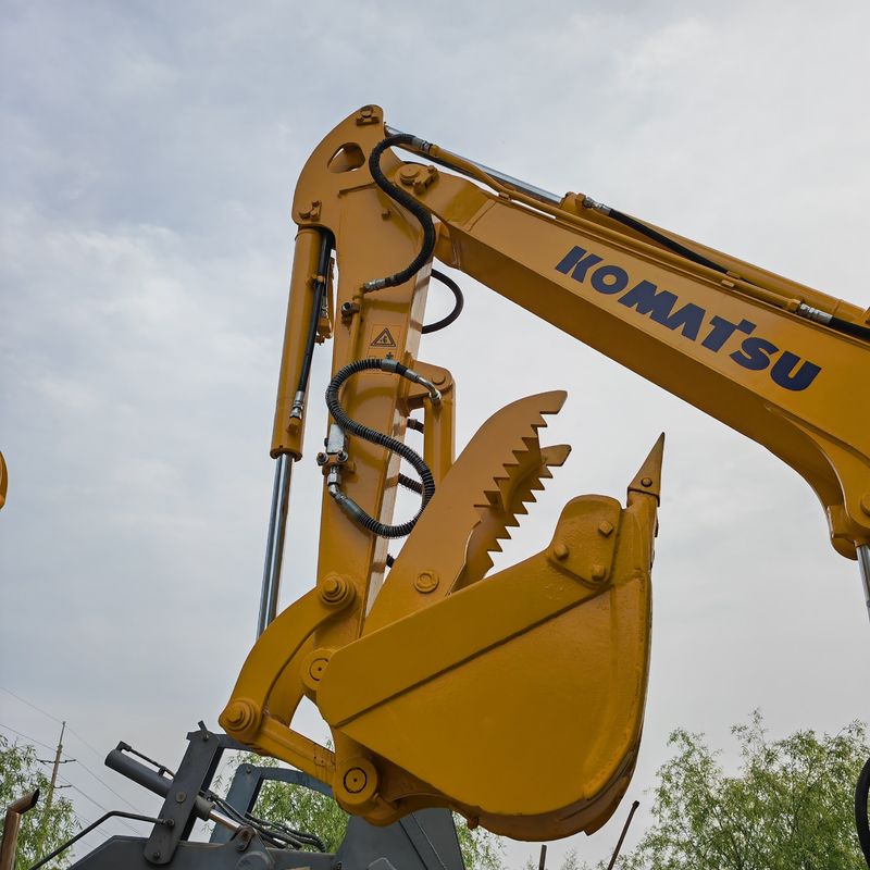 中古ミニ掘削機 コマツー PC40MR 小型掘削機 中古機械 ミニ掘削機 クローバー コマツー PC40MR 工場価格