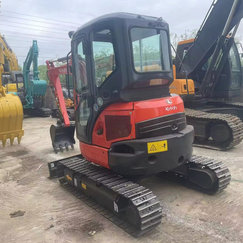 赤色 中古掘削機 ミニクボタU35 中古掘削機