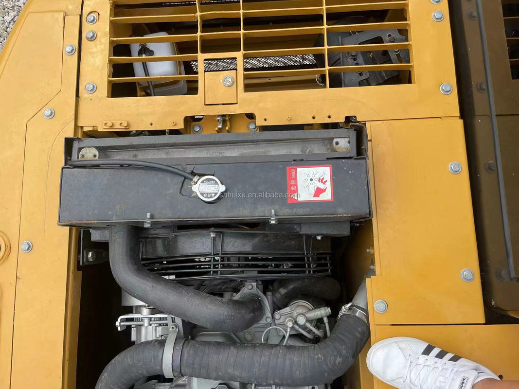 13 トン 中古掘削機 サニー 135 中古掘削機 1.4m3 バケツ容量