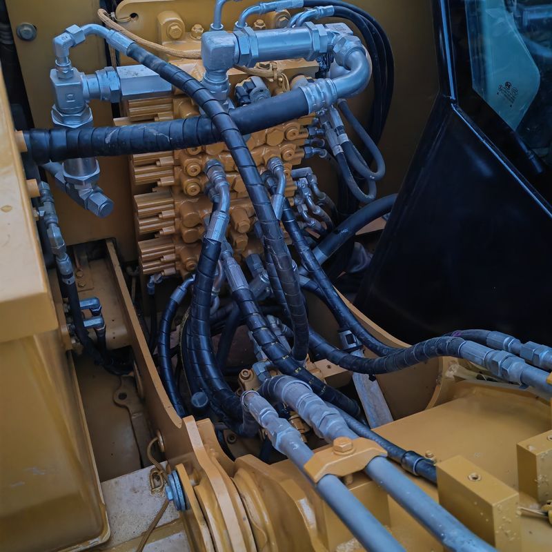 中古 掘削機 カット308E /セカンドハンド ミニ 日本 8TはEPAの建設ツールと設備を販売しています