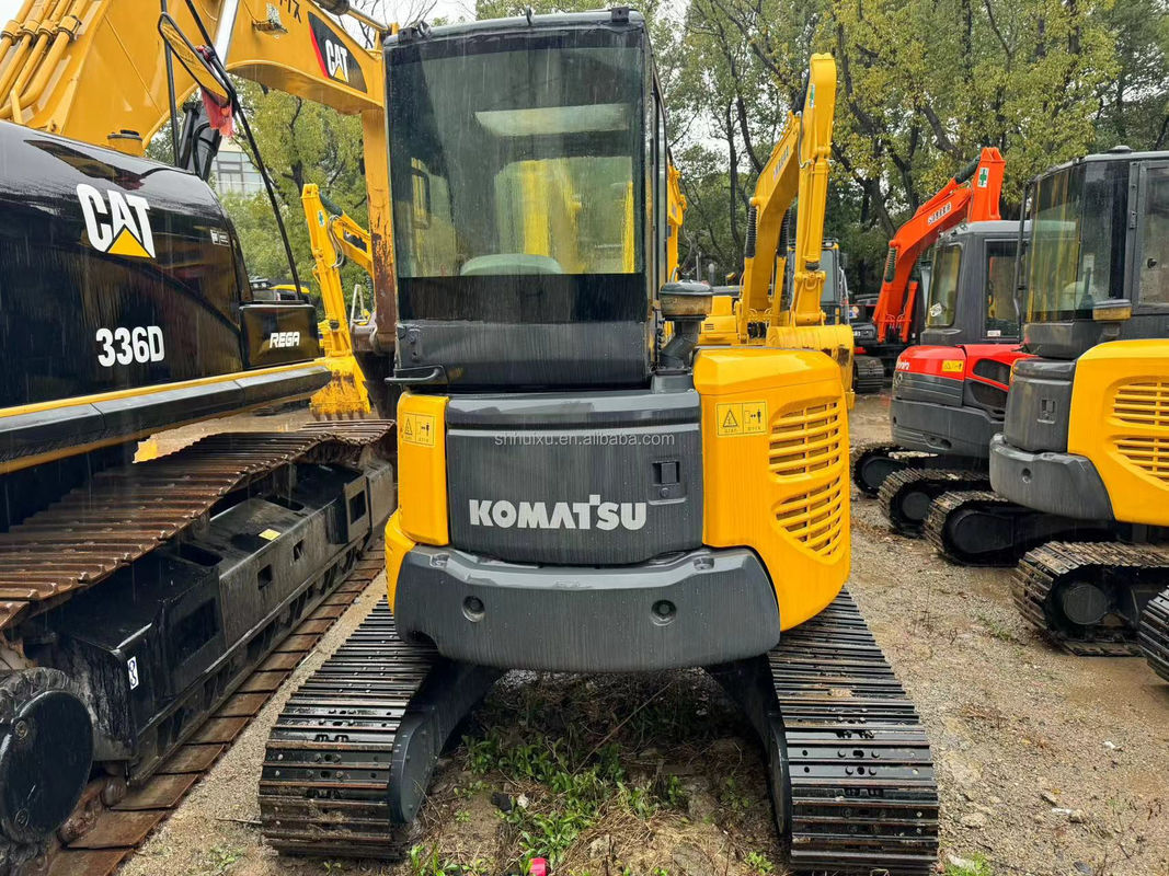 5.5T 中古ミニ掘削機 中古掘削機 中古コマツーPC55 2450mm 1760mm 0.15m3