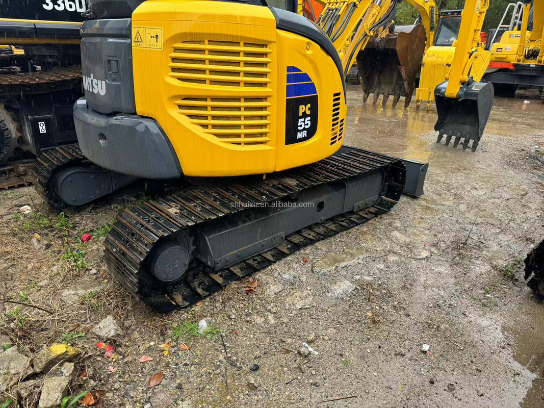 5.5T 中古ミニ掘削機 中古掘削機 中古コマツーPC55 2450mm 1760mm 0.15m3