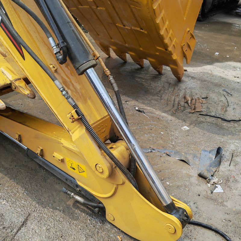 CAT 305.5SR クローラー用掘削機/使用された工事機械 CAT 305SR 5T掘削機