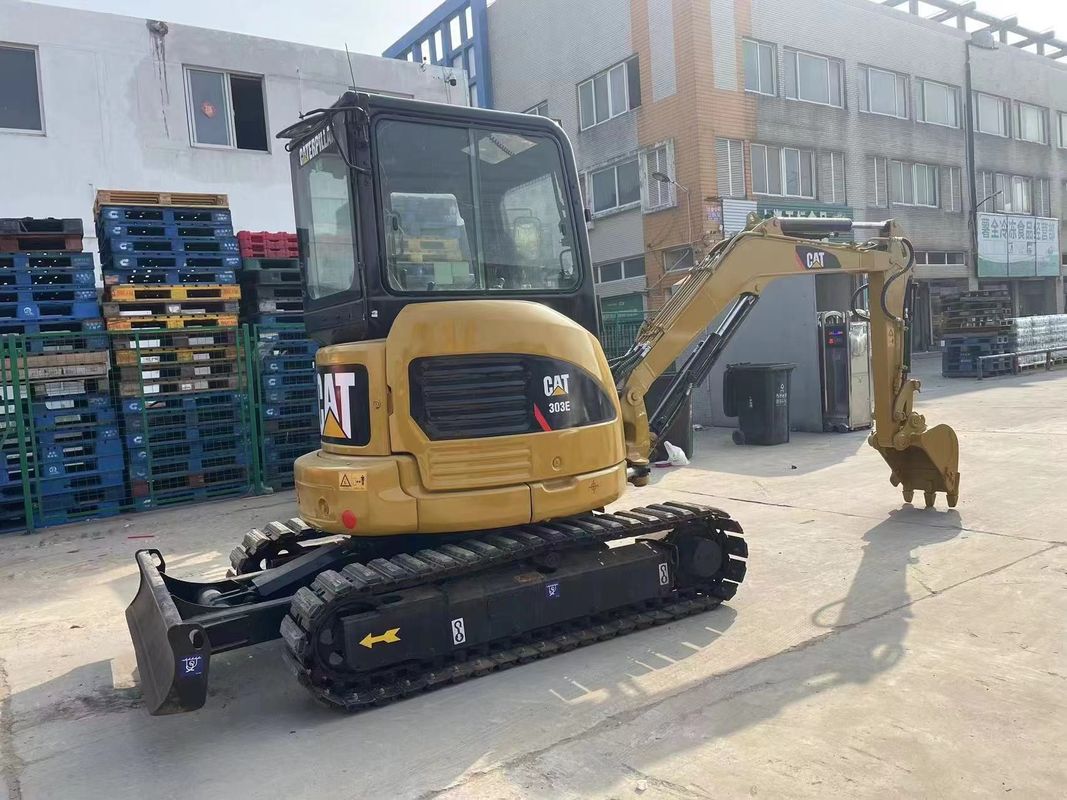 高品質の中古キャット303 中古掘削機 303 オリジナルエンジン 中古ミニ掘削機 キャット303