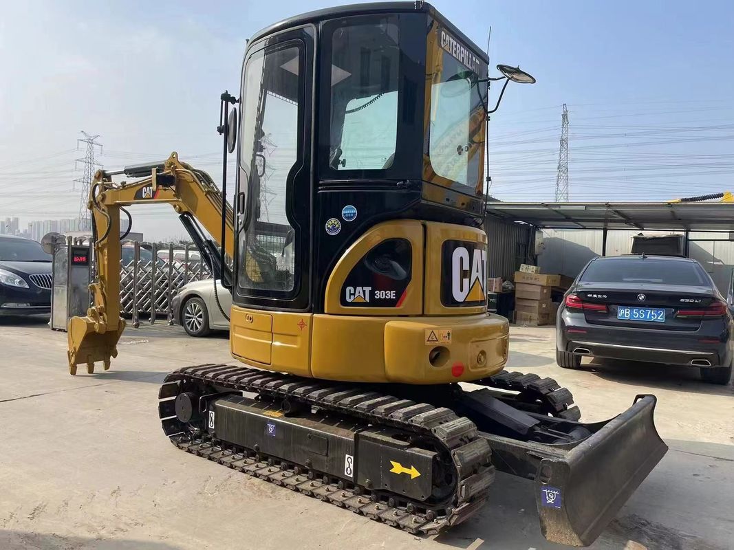 高品質の中古キャット303 中古掘削機 303 オリジナルエンジン 中古ミニ掘削機 キャット303