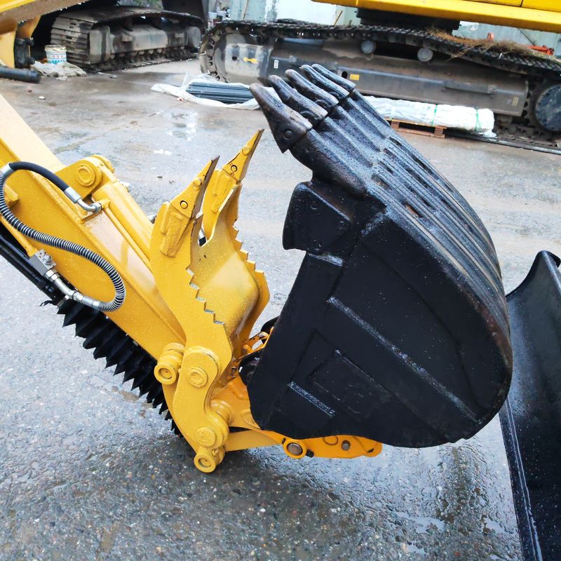 中古のCAT 305.5Eミニ掘削機 尾がないCaterpillar 305.5ミニ掘削機 低価格 CAT302 CAT305.5 CAT306 CAT304 CAT305販売中