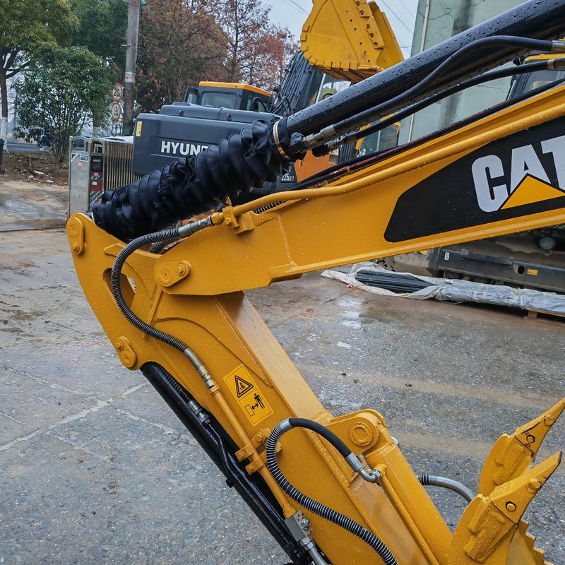 中古のCAT 305.5Eミニ掘削機 尾がないCaterpillar 305.5ミニ掘削機 低価格 CAT302 CAT305.5 CAT306 CAT304 CAT305販売中